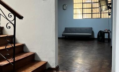 CASA Y LOCAL COMERCIAL EN JR SANTA ROSA LIMA