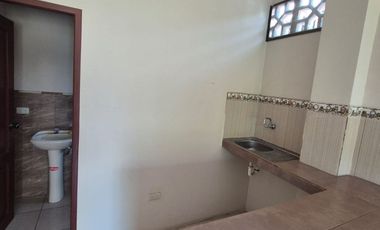 Suite en Alquiler en La Alborada, 1 Habitación, 1 Baño, Parqueo, Seguridad, Norte de Guayaquil.