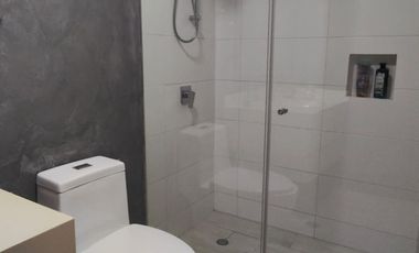 Terraza triple + vista parque + volumen tipo casa + exclusividad real.