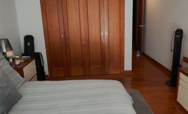 Terraza triple + vista parque + volumen tipo casa + exclusividad real.