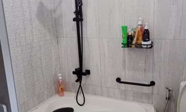 Dijual rumah area bebas banjir asri nyaman di Harapan Indah 2 Cluster Heliconia Bekasi