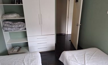 VENTA DEPTO EN MIRAFLORES: 89.25 M2, 2 HBITAC, 1 BAÑO, C/B SERV, VISTA A CALLE, $ 162,000