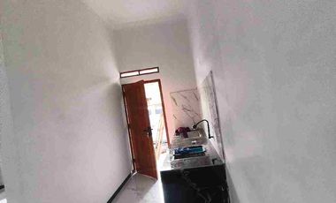 DIJUAL RUMAH CANTIK WARU GENTAN SOLO