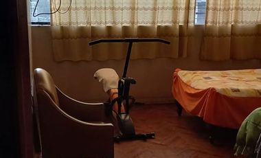 Casa con doble frente frente a parque en Santa Victoria – Chiclayo (194.50 m²)