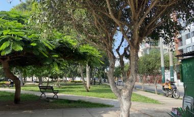 VENTA DE  DUPLEX  EN ESQUINA (1ER PISO - 2DO PISO MÁS COCHERA) – URB LA CALERA-SURQUILLO