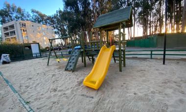 EN VENTA, AMOBLADO PLAYA ALGARROBO MIRASOL