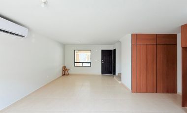 Casa en Renta en Altaria Residencial