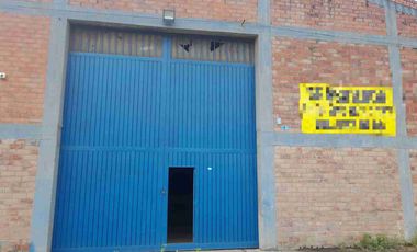 Alquilo bodega arroyohondo 740m3