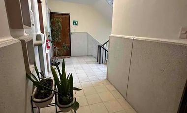 Oficina amueblada a 2 cuadras de Reforma-Insurgentes/Despacho-Consultorio/ No pague rentas con mantenimientos altos en corporativos.