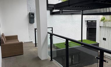 Disewakan Rumah 2 Lantai Di Pondok Indah Lokasi Strategis