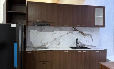 Disewakan Rumah 2 Lantai Di Pondok Indah Lokasi Strategis