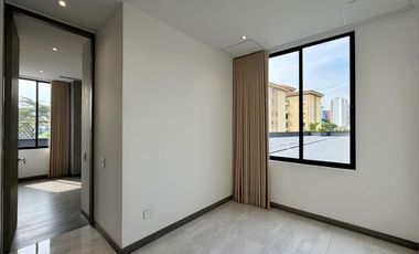 Extraordinario apartamento en Monaco con 162 m2 en primer piso con 3 alcobas y dos parqueaderos. Pinares. Pereira.