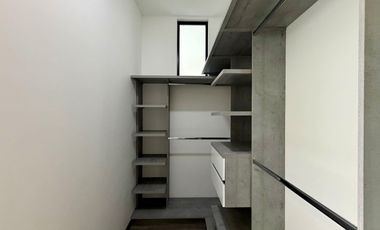 Extraordinario apartamento en Monaco con 162 m2 en primer piso con 3 alcobas y dos parqueaderos. Pinares. Pereira.