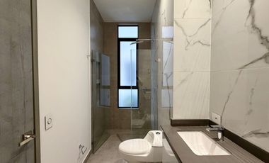 Extraordinario apartamento en Monaco con 162 m2 en primer piso con 3 alcobas y dos parqueaderos. Pinares. Pereira.