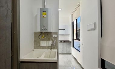 Extraordinario apartamento en Monaco con 162 m2 en primer piso con 3 alcobas y dos parqueaderos. Pinares. Pereira.