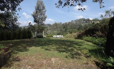 VENDO PROPIEDAD CAMPESTRE DE 4.5 Has. CON BOSQUE, RIO Y GRAN VISTA A LAS MONTAÑAS.