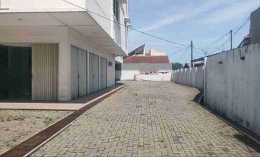 RUKO 5 GANDENG LUAS 1000 di Jalan Raya Bogor Depok Disewakan