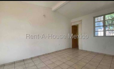CASA EN VENTA EN PEÑUELAS