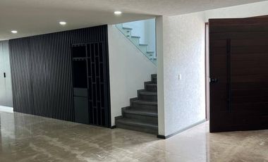 CASA EN RENTA EN LOMAS DE ANGELOPOLIS PUEBLA