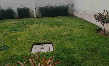 Se renta casa en fraccionamiento Villas San Fernando, Calimaya, Estado de México