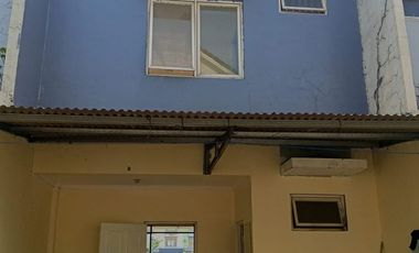Di jual ruko siap huni 3 lantai di symphoni harapan indah bekasi barat