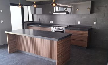 CASA EN VENTA MAYORCA RESIDENCIAL LEON GUANAJUATO