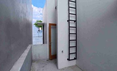Buruan tinggal 1 unit, rumah baru full furnis dan siap huni kranggan bekasi