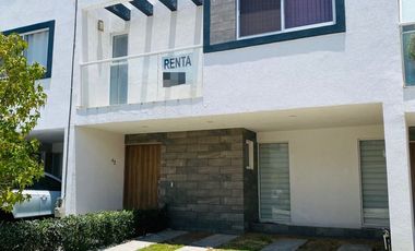 CASA AMUEBLADA EN RENTA EN LOMAS DE ANGELOPOLIS PUEBLA