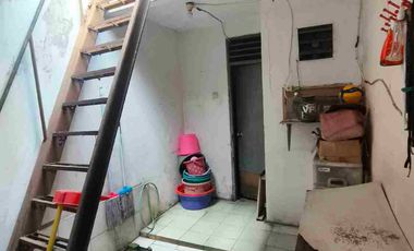 Rumah Bangunan Lama di Citra Garden 1 Hitung Tanah Di Bawah Harga NJOP Lokasi Strategis Dekat Kemana mana