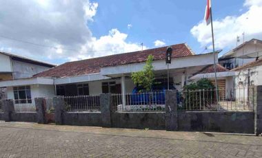 Dijual rumah 1 lantai di jalan Gajah Mada kaliwates jember