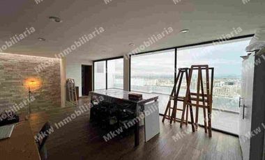 SE RENTA CASA AMUEBLADA EN CLUB DE GOLF LA LOMA