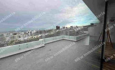 SE RENTA CASA AMUEBLADA EN CLUB DE GOLF LA LOMA