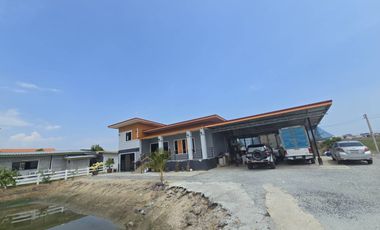This 2-storey detached house on a spacious 275.5 sq.wah land, only 10 minutes from Bangna-trad Road, offering the perfect set up for a Home office