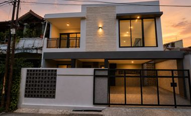 Rumah Cantik Bangunan Baru Siap Huni Di Kopo Permai Bandung