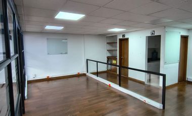 Oficina en arriendo en el Centro 93