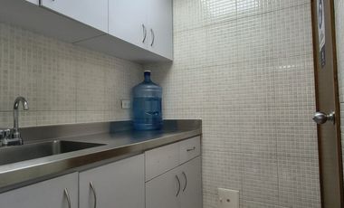 Oficina en arriendo en el Centro 93