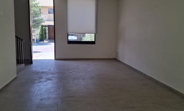 CASA EN RENTA HACIENDA VALBUENA LEON GUANAJUATO