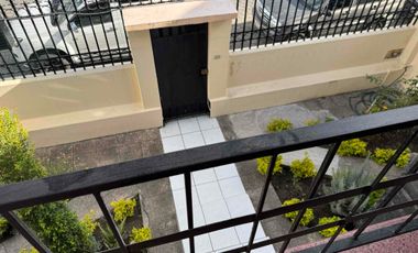 En Ibarra, zona centro, vendo casa rentera