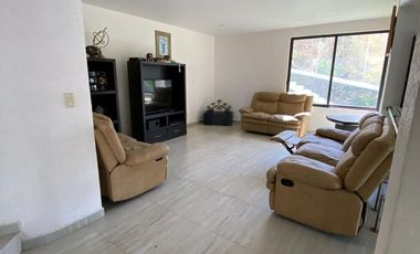 HERMOSA CASA EN LOMAS DE COCOYOC