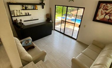 HERMOSA CASA EN LOMAS DE COCOYOC