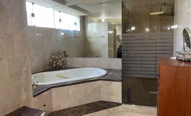 EXCLUSIVO DEPARTAMENTO  - 3 DORMITORIOS - 3 COCHERAS - CALLE SANTO TORIBIO  - SAN ISIDRO