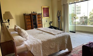 EXCLUSIVO DEPARTAMENTO  - 3 DORMITORIOS - 3 COCHERAS - CALLE SANTO TORIBIO  - SAN ISIDRO