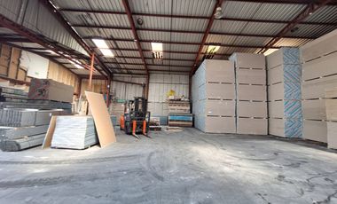 VENTA PROPIEDAD COMERCIAL, TIPO BODEGA, CON FRENTE AV. LA PRENSA, NORTE DE QUITO