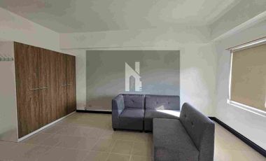 Fairways Tower Studio
