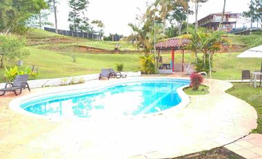 Arriendo finca por días y habitaciones en Hotel  en La Cumbre