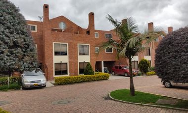 APARTAESTUDIO EN CHIA CONJUNTO CERRADO INCLUYE SERVICIOS