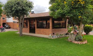 APARTAESTUDIO EN CHIA CONJUNTO CERRADO INCLUYE SERVICIOS