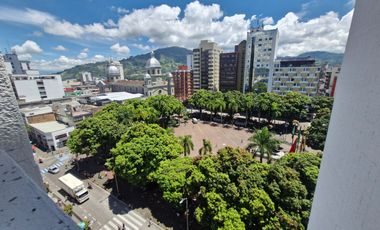Renta Oficina Plaza de Bolivar pereira