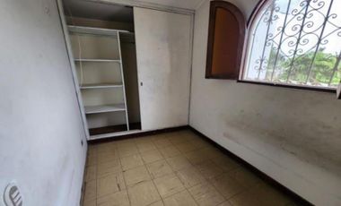 Casa con Piscina en Tomasal Surco! 545 m² de Terreno