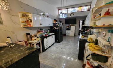 Casa con Piscina en Tomasal Surco! 545 m² de Terreno